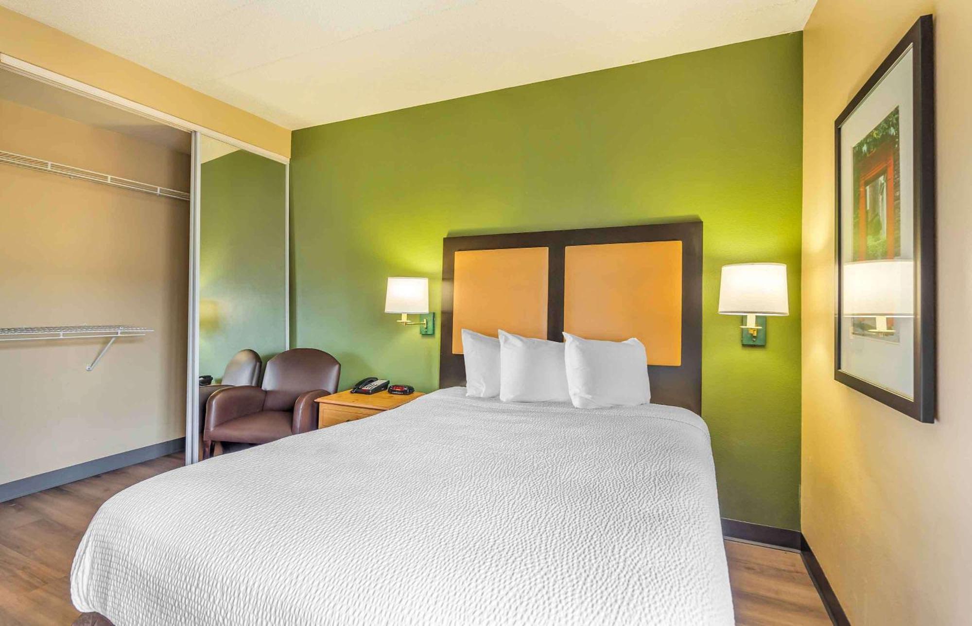 Extended Stay America Select Suites - Chicago - Lombard - Oakbrook Oakbrook Terrace Eksteriør bilde