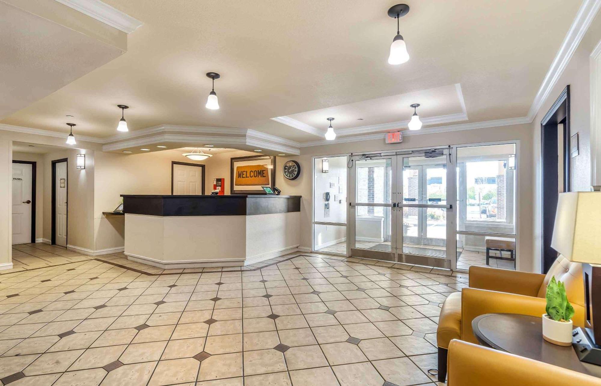 Extended Stay America Select Suites - Chicago - Lombard - Oakbrook Oakbrook Terrace Eksteriør bilde