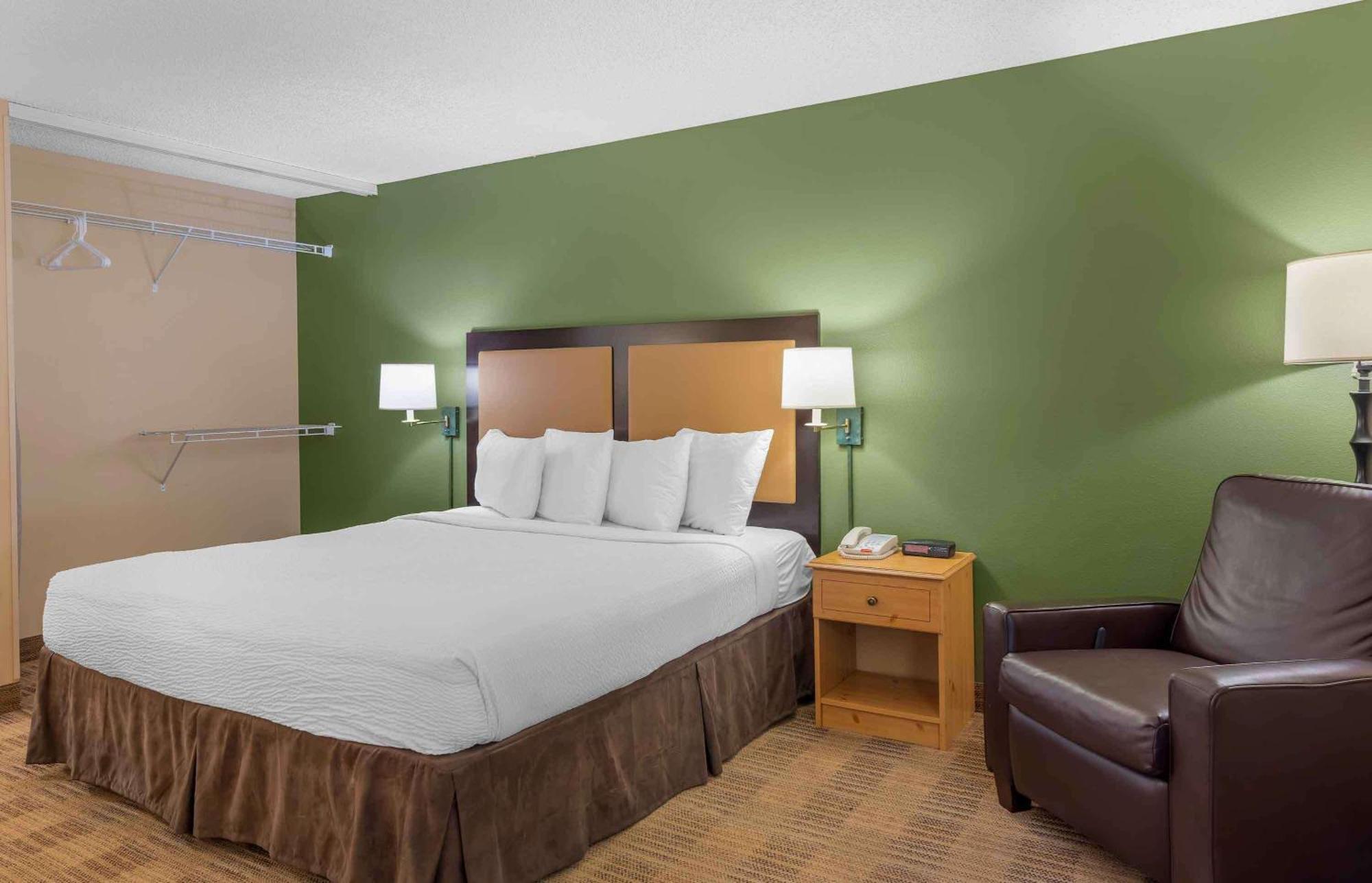 Extended Stay America Select Suites - Chicago - Lombard - Oakbrook Oakbrook Terrace Eksteriør bilde