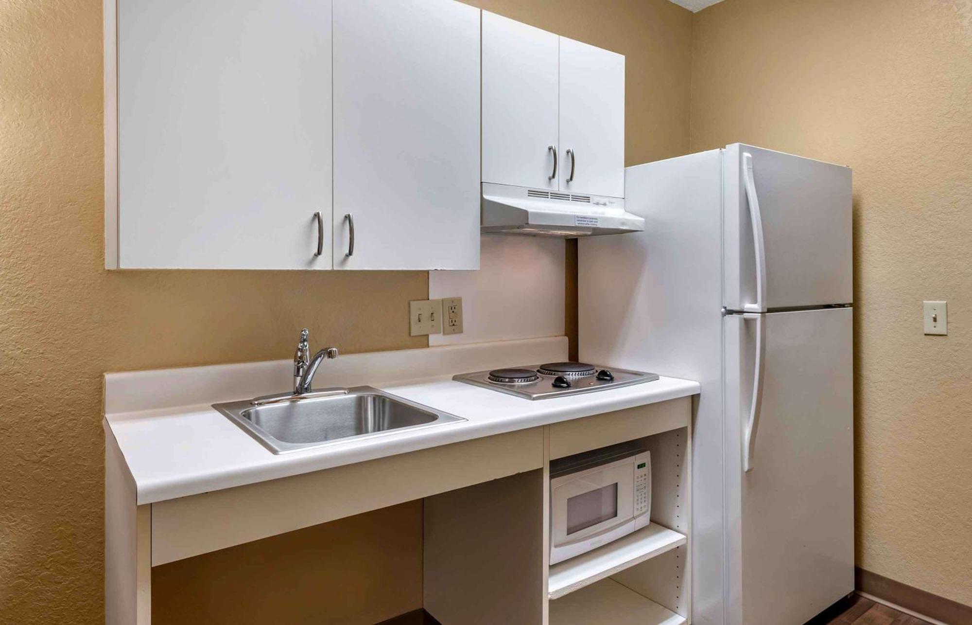 Extended Stay America Select Suites - Chicago - Lombard - Oakbrook Oakbrook Terrace Eksteriør bilde