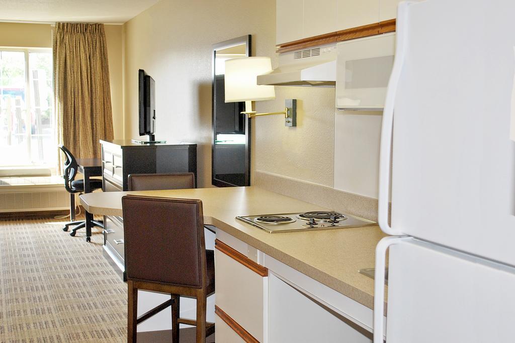 Extended Stay America Select Suites - Chicago - Lombard - Oakbrook Oakbrook Terrace Eksteriør bilde